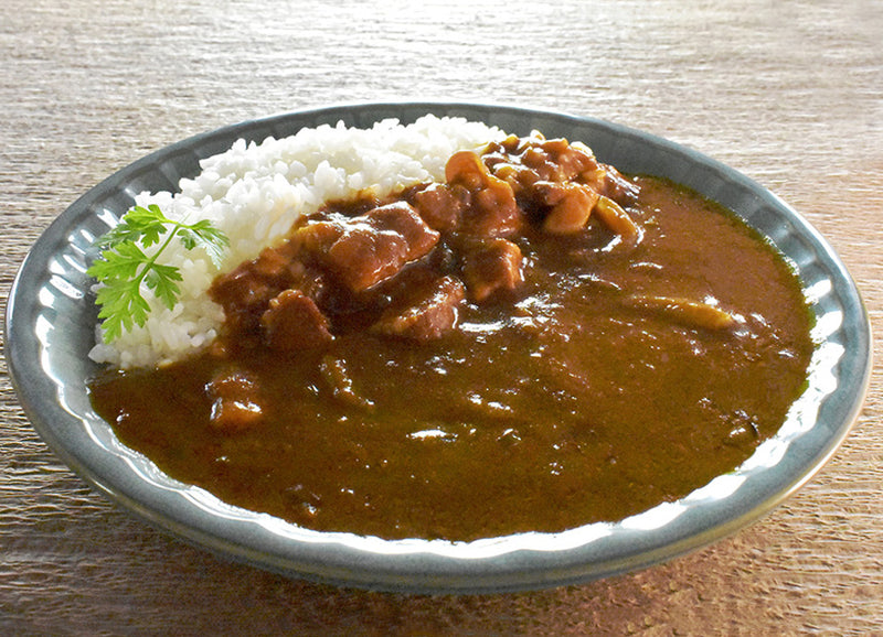 石ちゃんまいうー!！ もーもーカレー ポークカレー 中辛平和食品工業コラボ